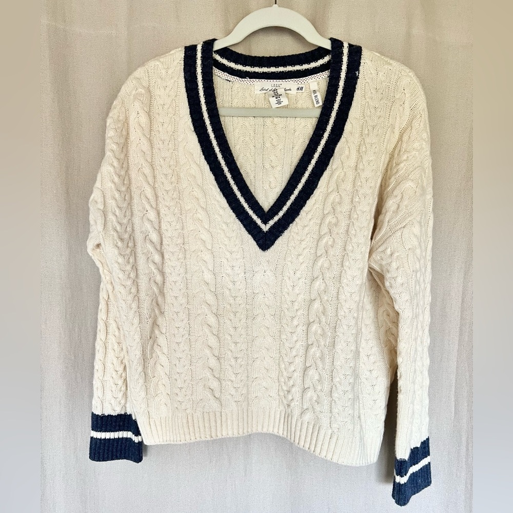 H&M Cream Cable Knit V-Neck Sweater with Navy Trim
